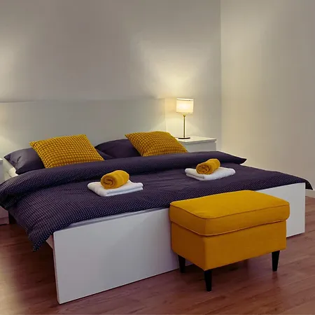 Velky Luxusni Se Dvema Loznicemi V Centru Pardubic - Wifi, Netflix *